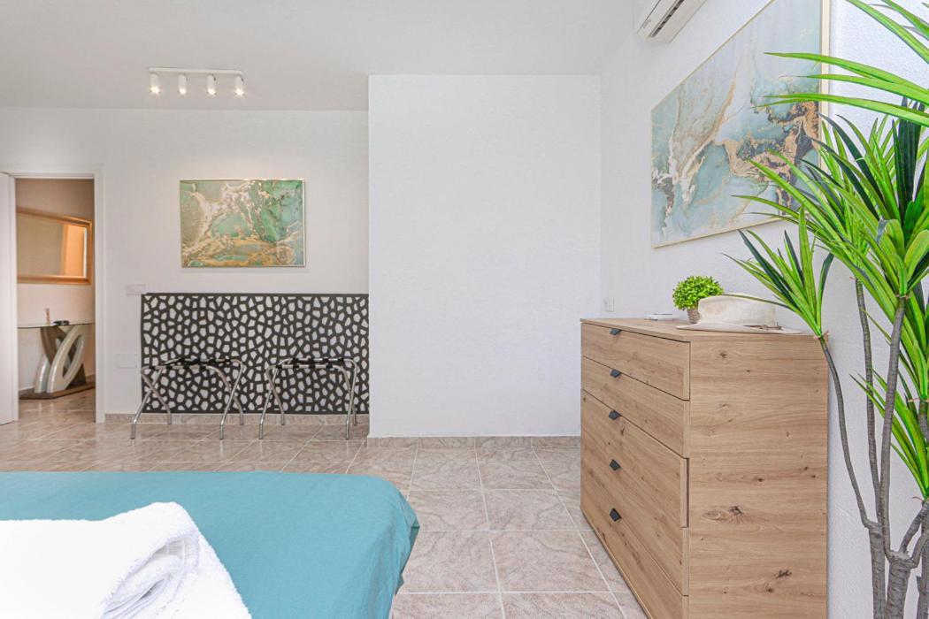Presidential Suite Villamartin Plaza Av Brisas 67 Alicante Ngoại thất bức ảnh
